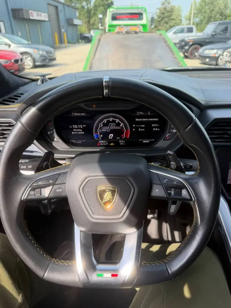 Lamborghini Urus interior and steering wheel